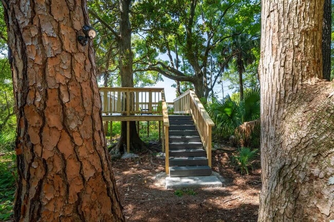 Building Photo - 5130 River Bluff Ln