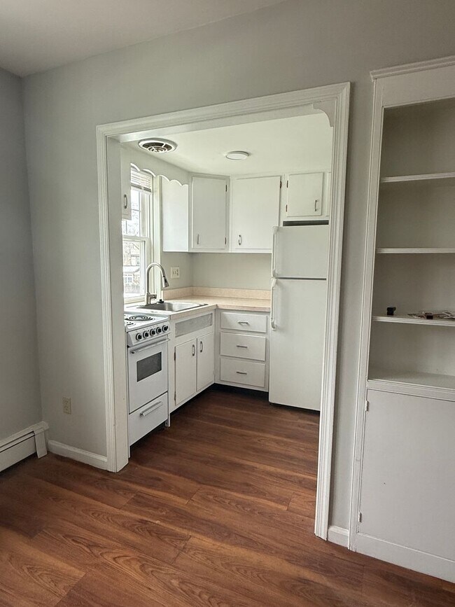 Interior Photo - Hampden Manor