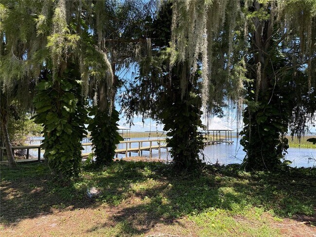 Building Photo - 1617 Birch St