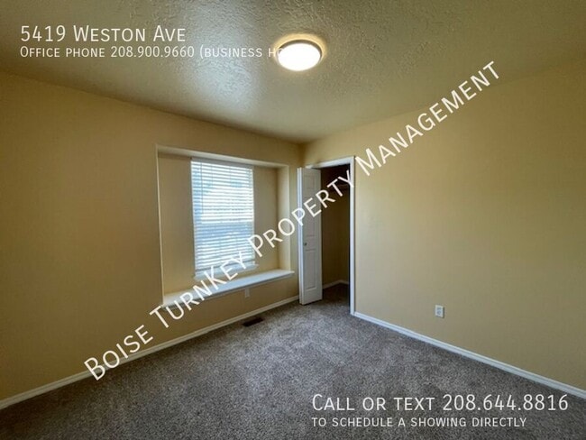 Building Photo - 5419 Weston Ave