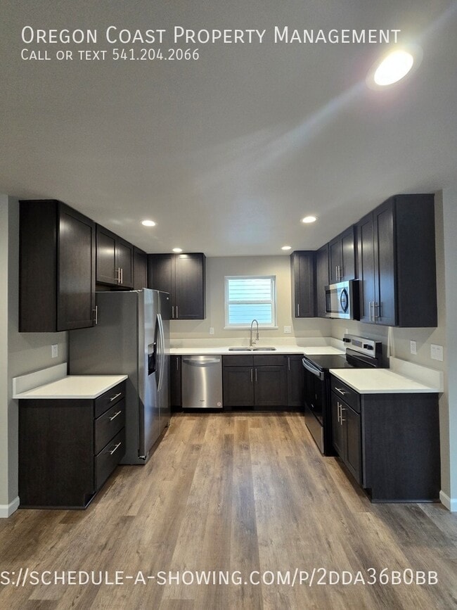 Building Photo - 4265 Sequoia Loop