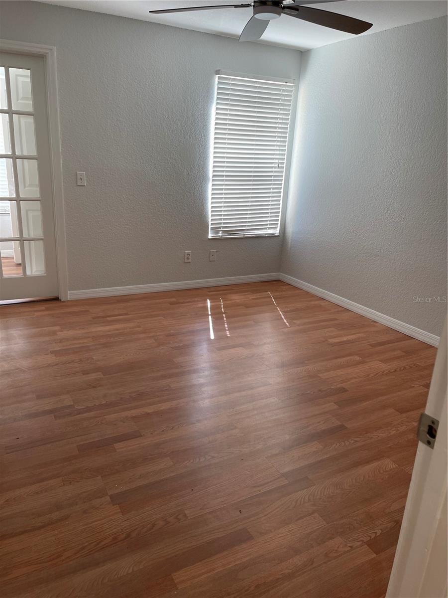 Building Photo - 5160 Conroy Rd