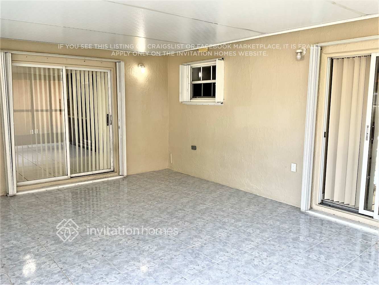 Building Photo - 15445 SW 138th Ave