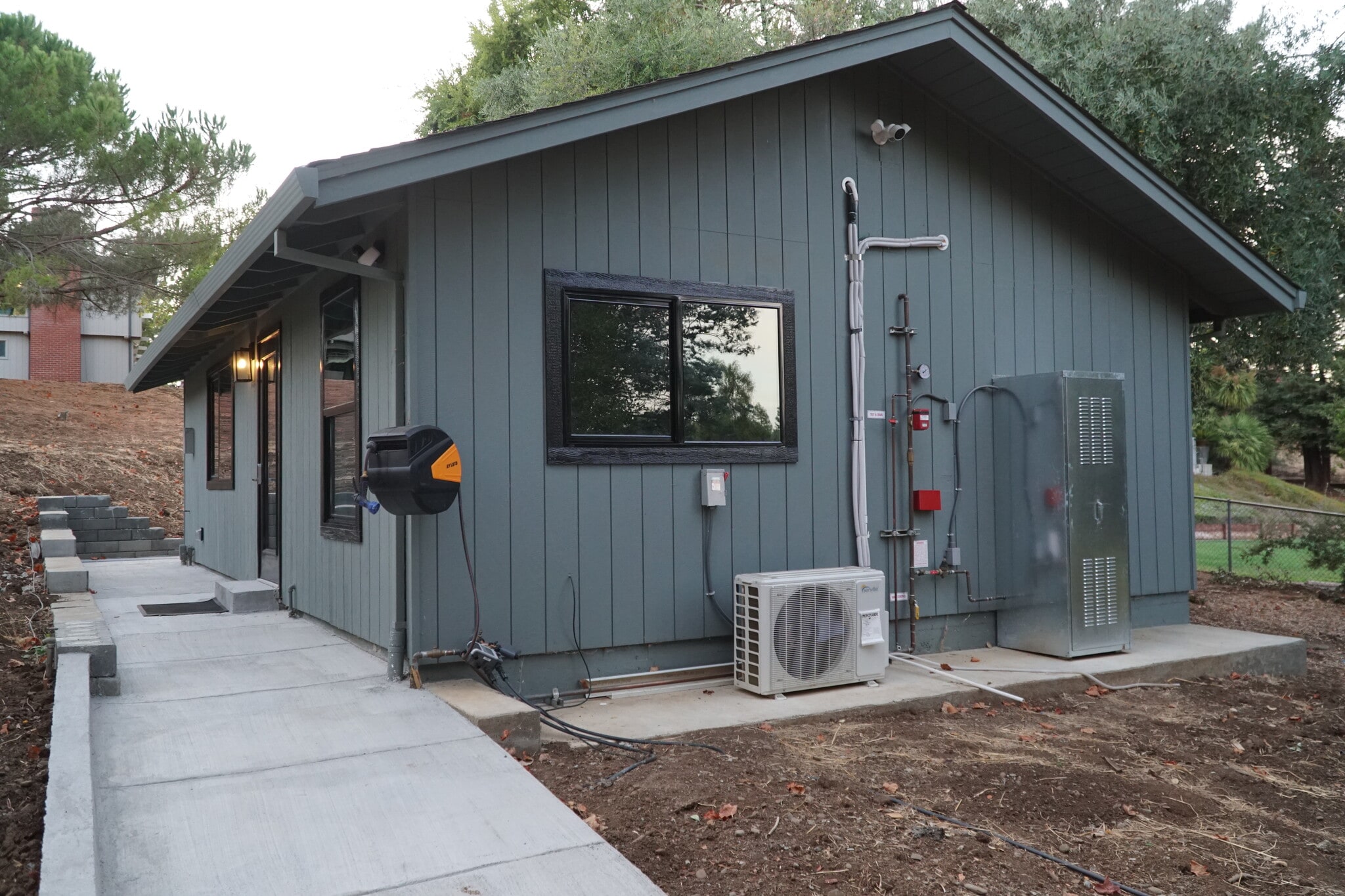 Building Photo - 25980 Todd Ln
