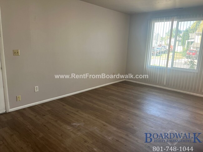 Building Photo - Great West Jordan Home for Rent! Pet Frien...