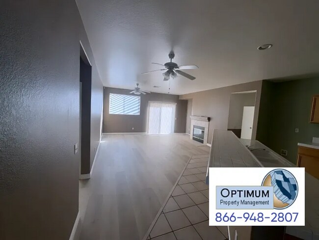 Building Photo - Spacious 4-Bedroom 2-Bathroom Home with Fireplace & Large Backyard