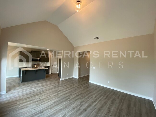Building Photo - 250 Co Rd 1701