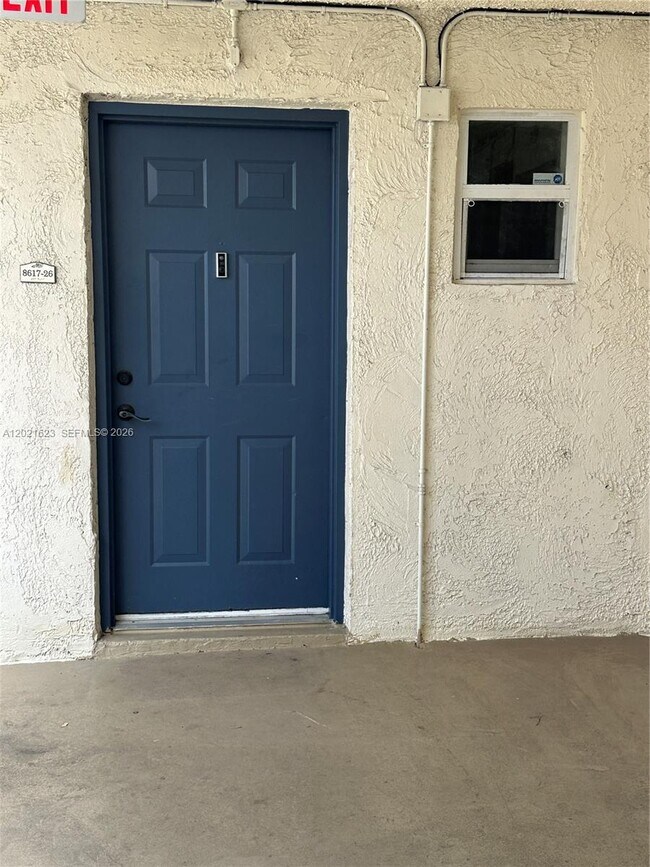 Building Photo - 8617 SW 68th Ct