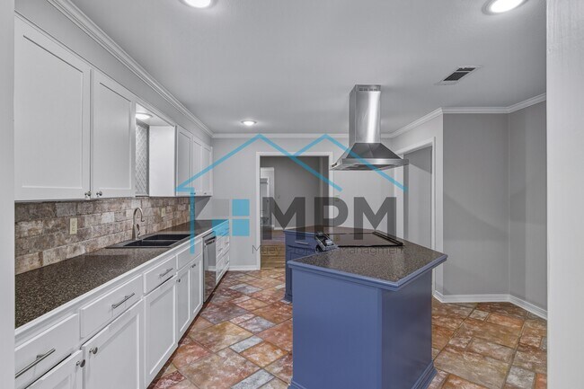 Building Photo - 212 LA-144