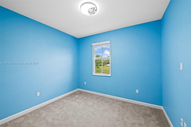 Building Photo - 11853 NW 47th Manor