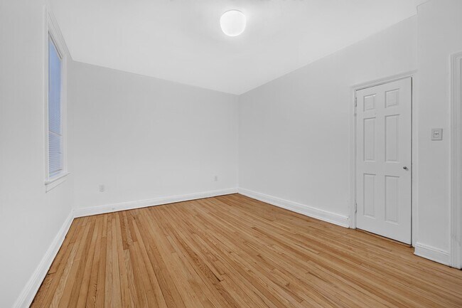 Building Photo - 108 Palisade Ave
