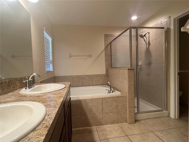Building Photo - 10214 Summer Azure Dr
