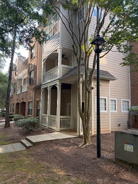 Building Photo - 245 Amal Dr SW