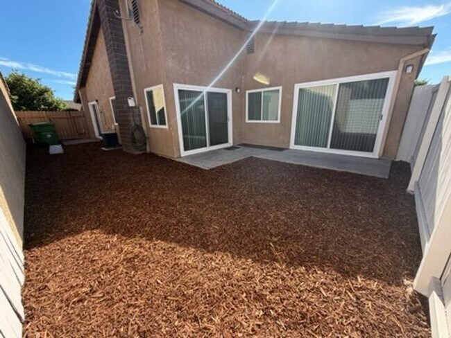 Building Photo - 4783 Mayflower Way