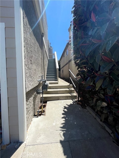 Building Photo - 34096 Alcazar Dr