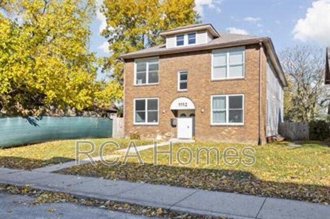 Building Photo - 1112 Pleasant St