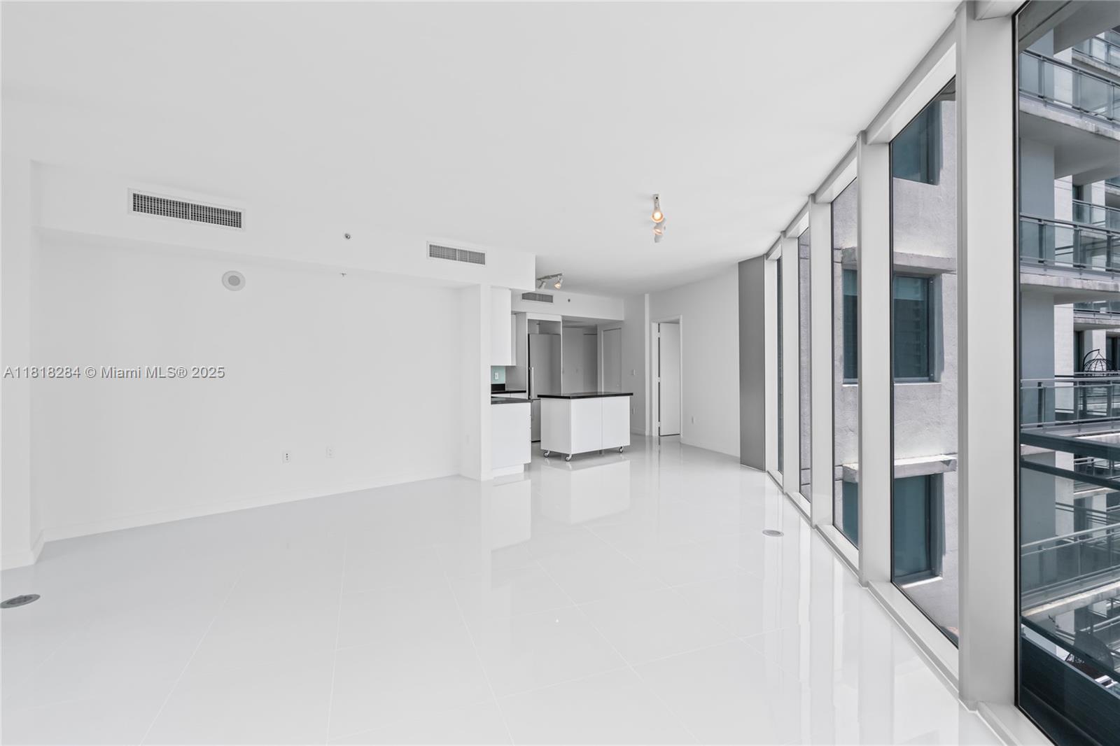 Building Photo - 1300 S Miami Ave