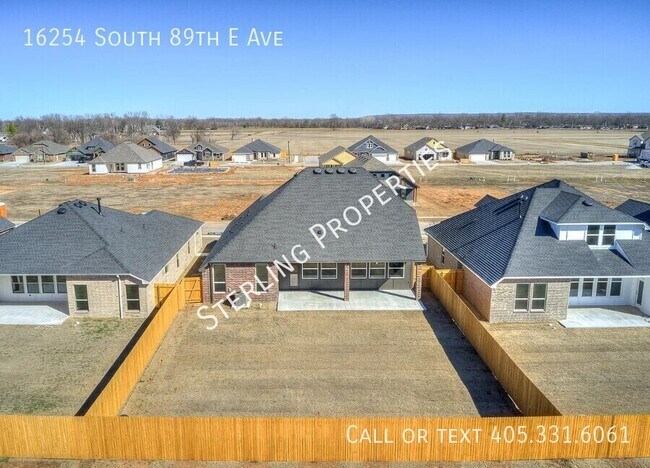 Building Photo - 16254 S 89th E Ave