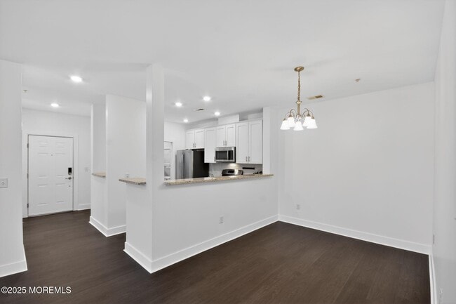 Building Photo - 626 Marion Ln