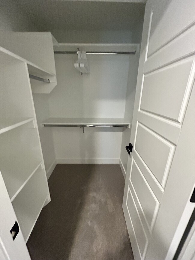 Building Photo - 184 Galena Smt Dr