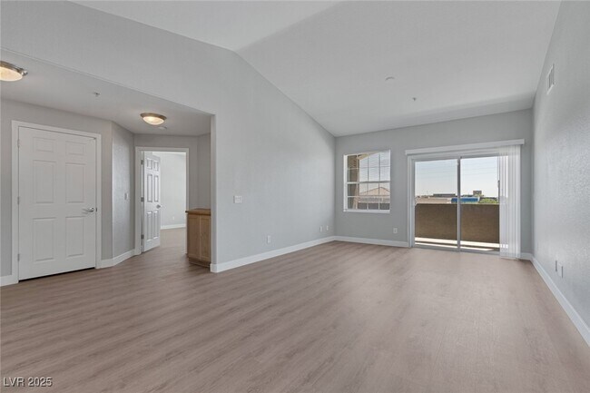 Building Photo - 8777 W Maule Ave