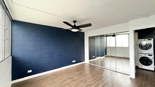 Building Photo - AVAILABLE NOW! Spacious 3-Bedroom, 2-Bath Corner-end Split-level Unit in Kaneohe with 1 Assigned ...