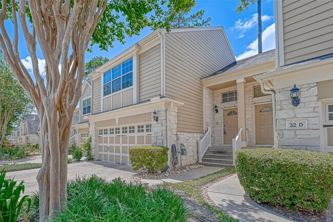 Building Photo - 13600 Breton Ridge St