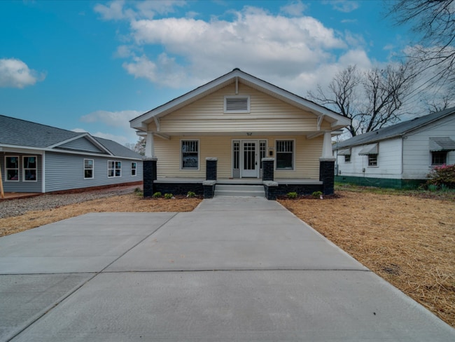 Building Photo - 1612 N Lee St