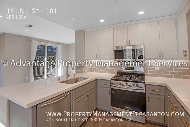 Building Photo - 161 N L St