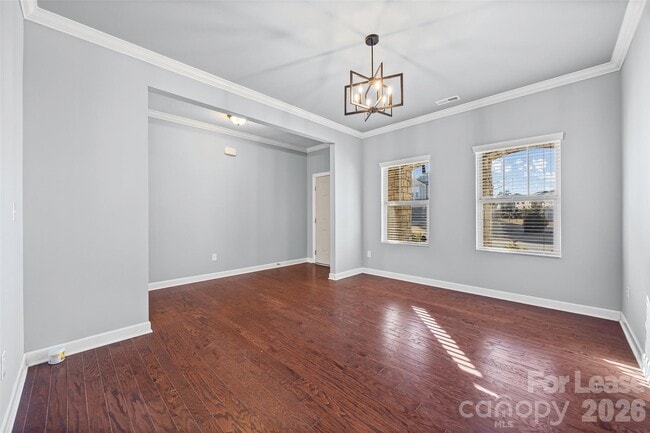 Building Photo - 5811 Fenway Dr