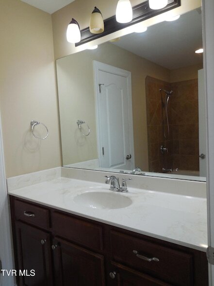 Building Photo - 341 Coldwater Dr