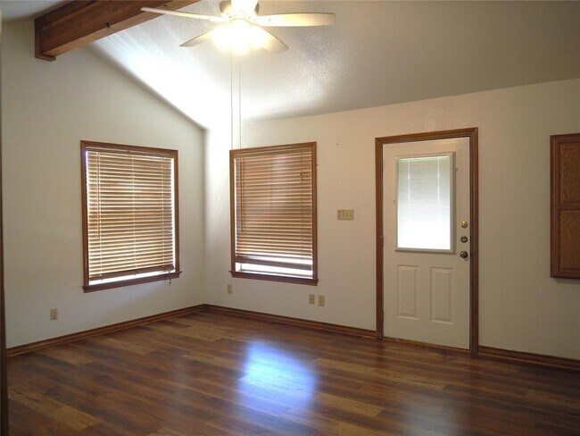 Building Photo - 2200 N Co Rd 122