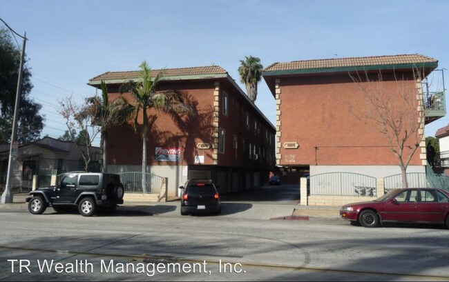 Building Photo - 8975-8979 State St