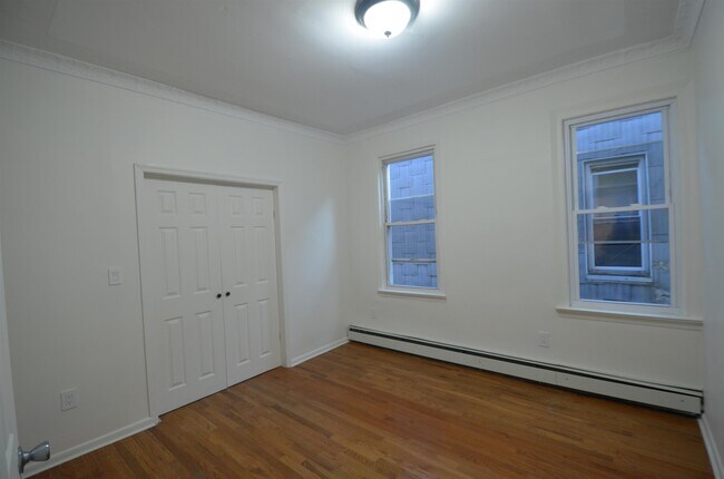 Building Photo - 241 Randolph Ave