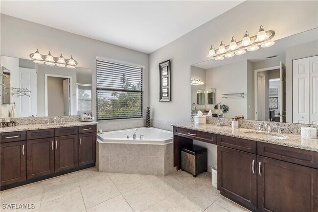 Building Photo - 4215 Siderno Ct