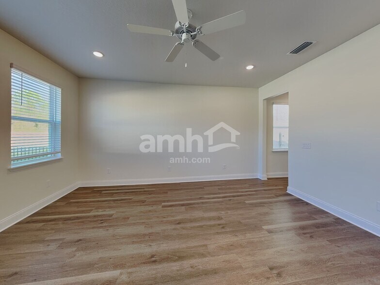 Building Photo - 2508 Feather Crst Dr