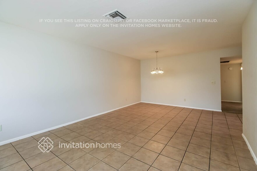Building Photo - 4506 E Contessa St