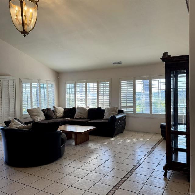 Building Photo - 2848 Los Alisos S
