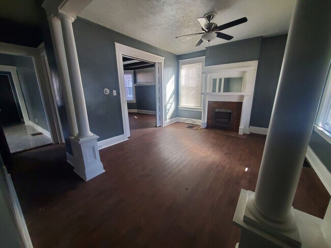 Building Photo - 1526 Dixmont Ave