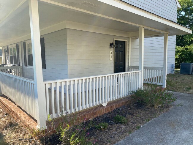 Building Photo - Two Bedroom Townhouse North Augusta