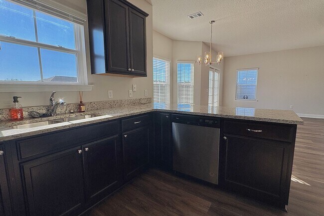 Building Photo - AVAILABLE NOW! (One Pet Maximum)