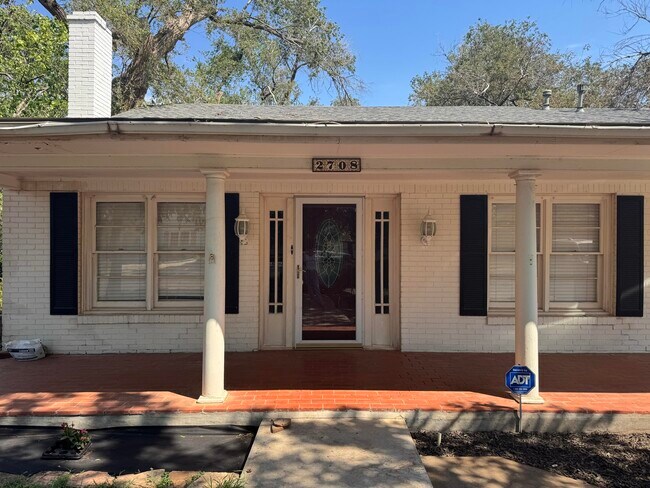 Building Photo - 2708 20th St