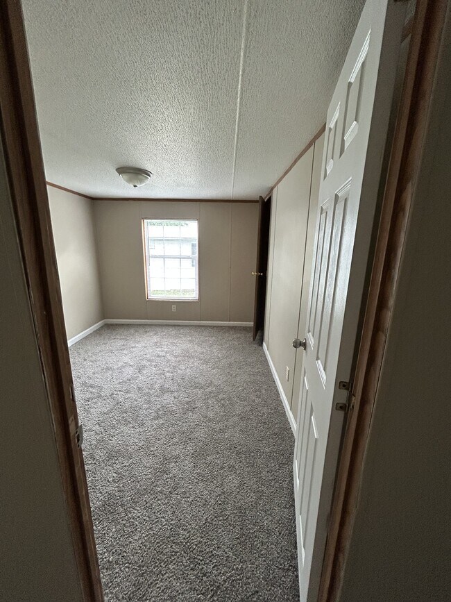 Building Photo - 114 Zackary St