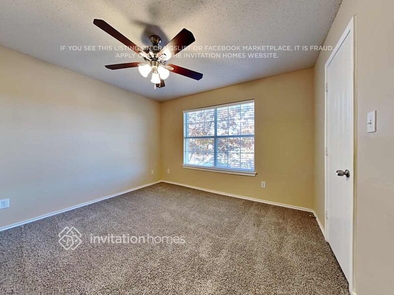 Building Photo - 2100 Collington Dr