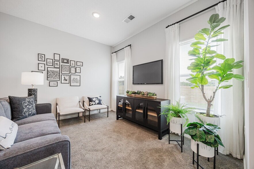 Interior Photo - Brynn Mar Crossing Townhomes
