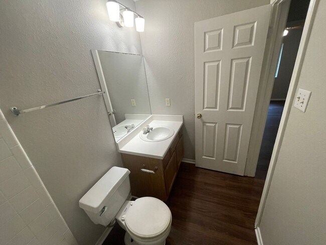 Building Photo - 3625 Cheyenne St