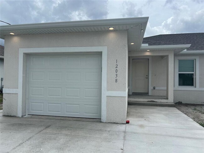 Primary Photo - 12038 Tetzel Ave