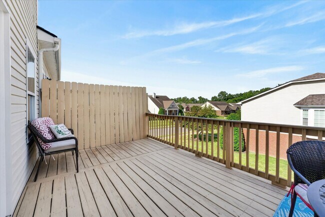 Building Photo - 3 Bedroom 3 1/2 Bath Pet Friendly Condo For Rent!