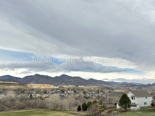 Building Photo - 7402 Eagle Rock Dr