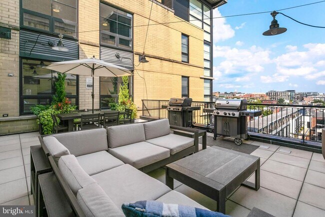 Building Photo - 2125 14th St NW